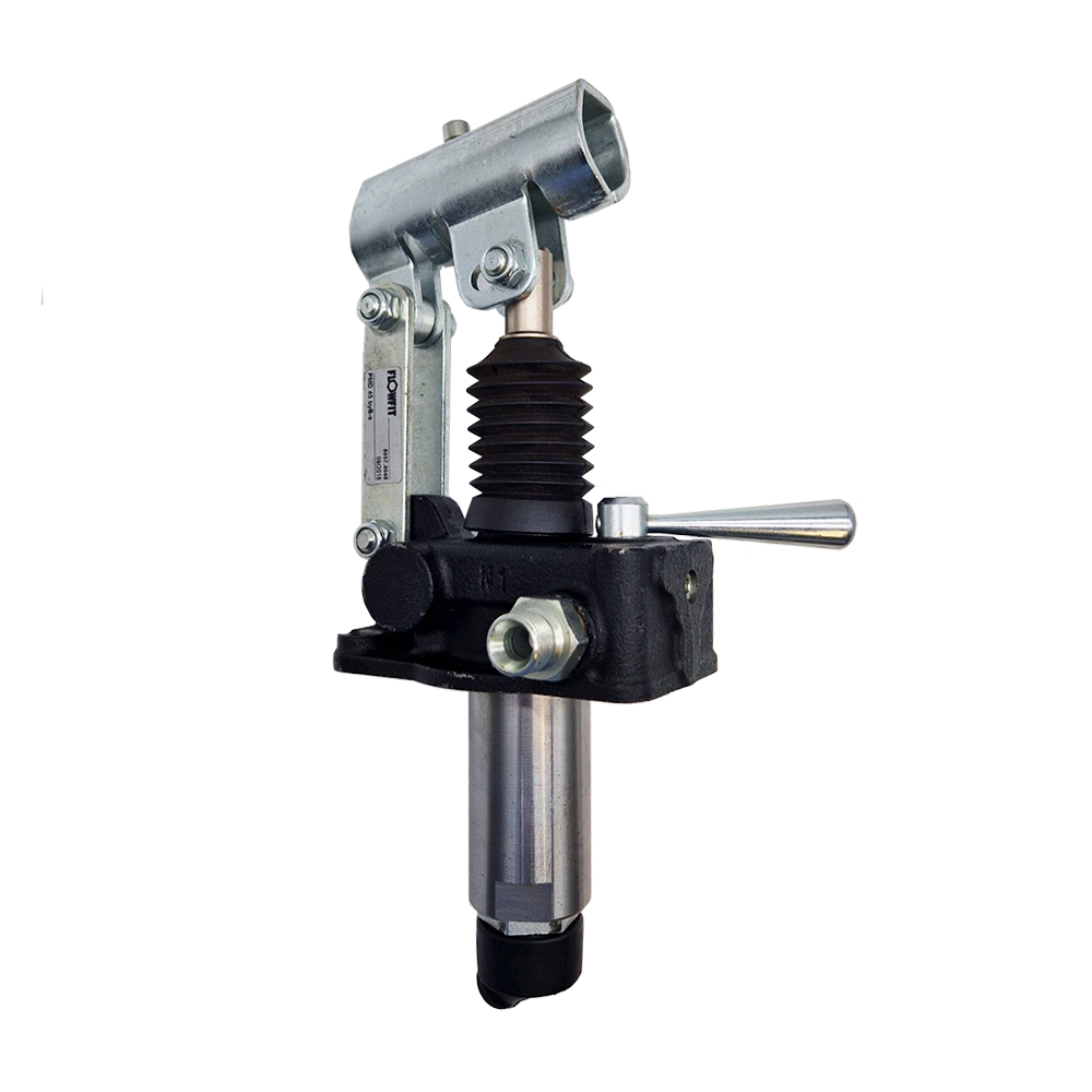 PMD45 45CC Double Acting Handpump BY B-S 4/3 Closed Centre Valve C/W P-T Relief Valve