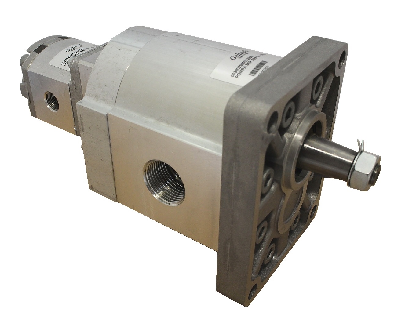 Group 3 to Group 1 Hydraulic Tandem Pump - 62 CC - Clockwise Rotation to 9.8 CC - Clockwise Rotation Group 3 to Group 1 Hydraulic Tandem Pump - 62 CC - Clockwise Rotation to 9.8 CC - Clockwise Rotation