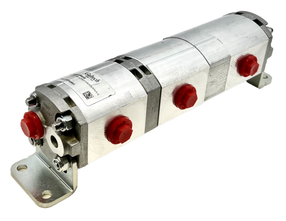 1SF Group One Geared Flow Divider Left/Right/Centre Inlet, 3 Way, 9.75L/Min, 1.2cc/Rev