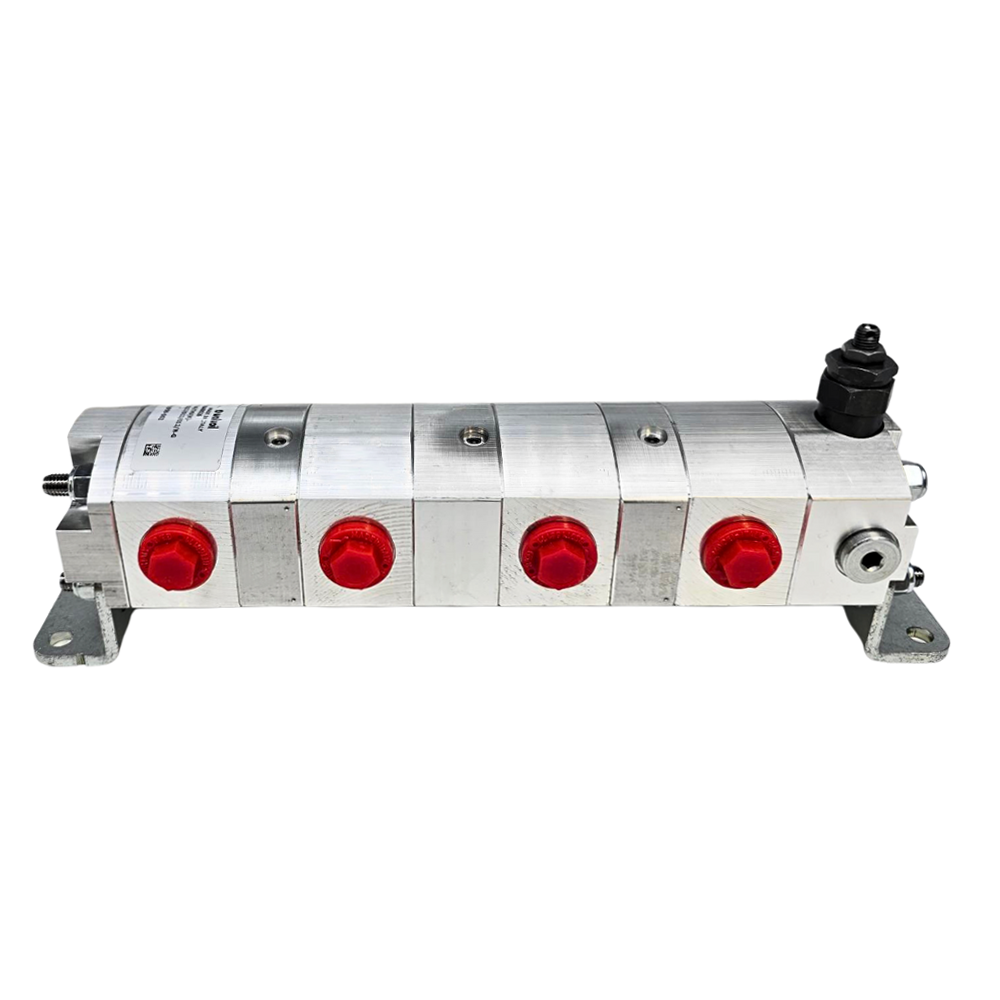 1SF Group One Single Rephasing Geared Flow Divider Left/Centre Inlet, 3 Way, 13.5L/Min, 1.2cc/Rev 1SF Group One Single Rephasing Geared Flow Divider Left/Centre Inlet, 3 Way, 13.5L/Min, 1.2cc/Rev
