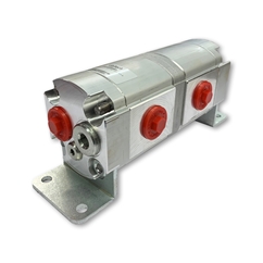 2SF Group Two Geared Flow Divider Left/Right Inlet, 2 Way, 21.5L/Min, 4.0cc/Rev