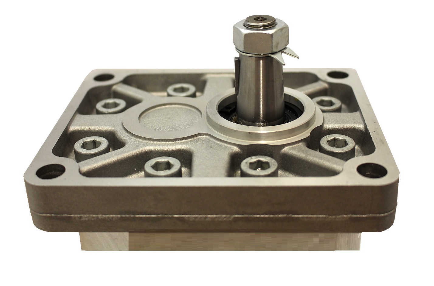 Group 3 to Group 3 Hydraulic Tandem Pump - 34 CC - Anti-Clockwise Rotation to 33 CC - Anti-Clockwise Rotation Group 3 to Group 3 Hydraulic Tandem Pump - 34 CC - Anti-Clockwise Rotation to 33 CC - Anti-Clockwise Rotation