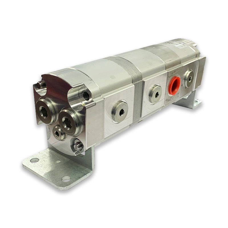 2SF Group Two Geared Flow Divider Left/Right/Centre Inlet, 3 Way, 110.25L/Min, 16.5cc/Rev 2SF Group Two Geared Flow Divider Left/Right/Centre Inlet, 3 Way, 110.25L/Min, 16.5cc/Rev