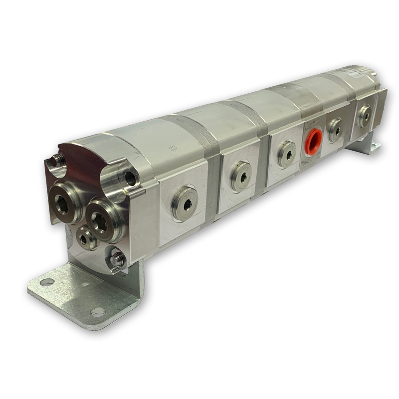 2SF Group Two Geared Flow Divider Left/Right/Centre Inlet, 5 Way, 132.5L/Min, 11cc/Rev 2SF Group Two Geared Flow Divider Left/Right/Centre Inlet, 5 Way, 132.5L/Min, 11cc/Rev